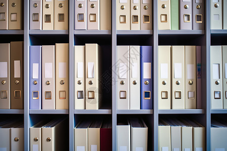 档案资料室档案堆在书架上设计图片