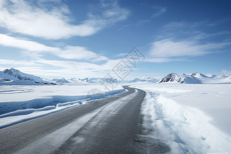 冰山下的公路图片