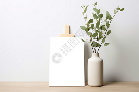 晒衣杆花瓶与白纸背景