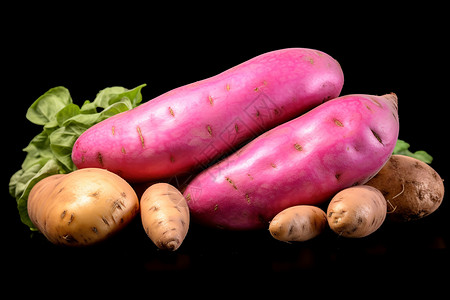 紫色薯类放在桌上高清图片