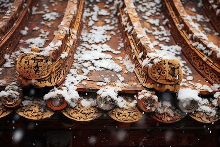 建筑下的飘雪图片