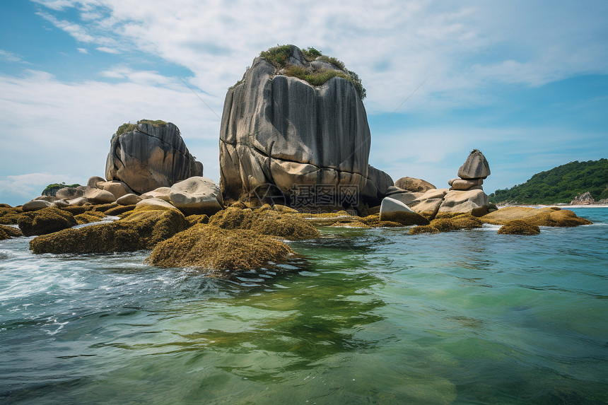 热带地区的岩石沙滩图片