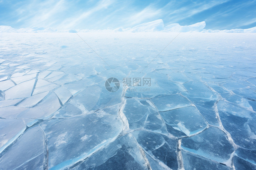 冬季户外的冰面图片