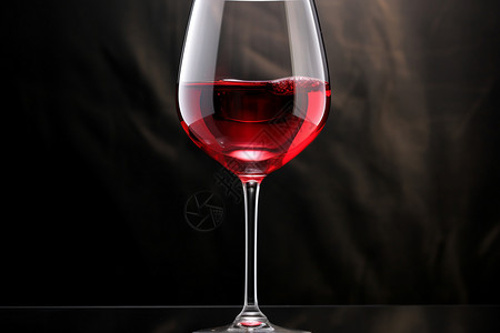 杯子中的红酒背景图片