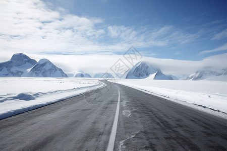 冬日长路公路雪地高清图片