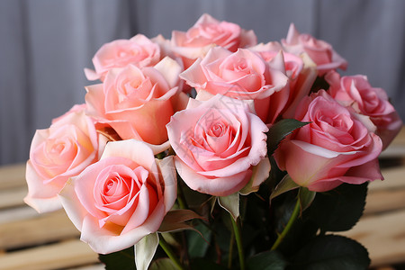 新鲜玫瑰浪漫的粉玫瑰花束背景