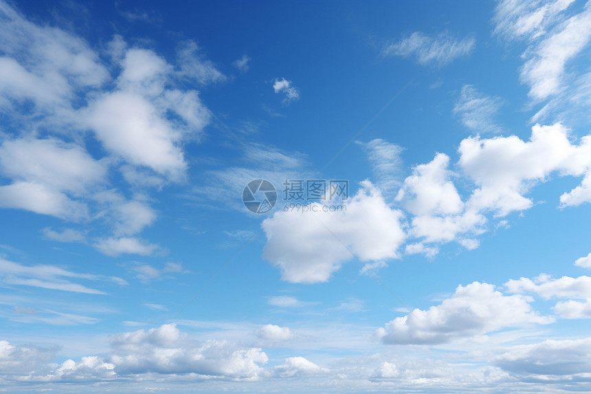 云清气爽的天空图片