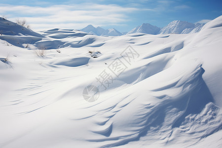 白色的雪山图片