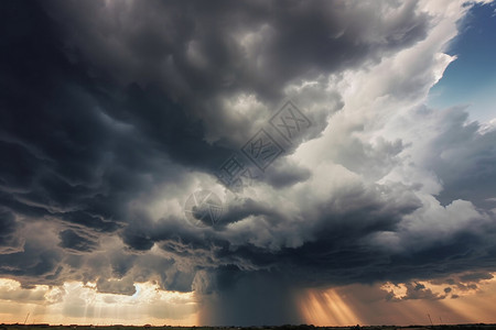 天空中的雷暴云图片
