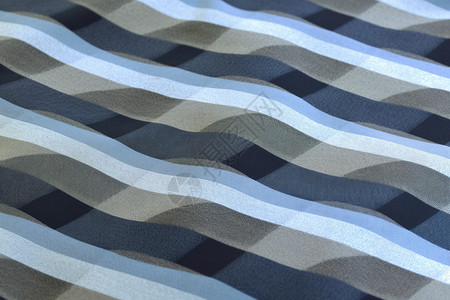 蓝灰色方格的毛毯高清图片