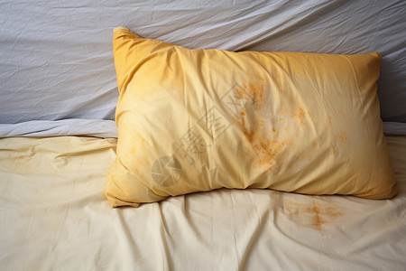 床上的污渍枕头图片