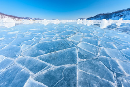 冬季冰面上的冰图片