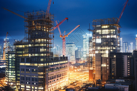 夜晚的建筑工地景观图片