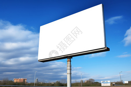 城市道路上的广告牌高清图片