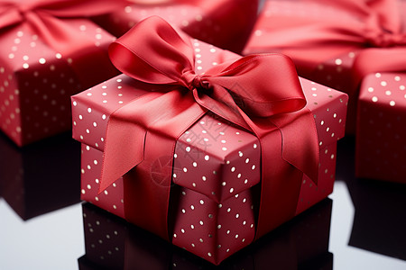 精致波点礼物盒一组红色包装礼物背景