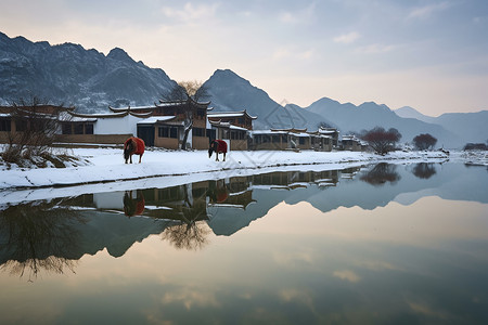 湖边的雪景图片