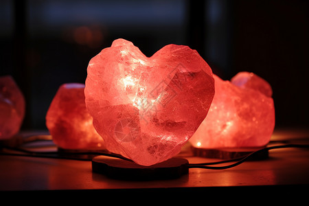 爱心水晶心形岩石电灯背景