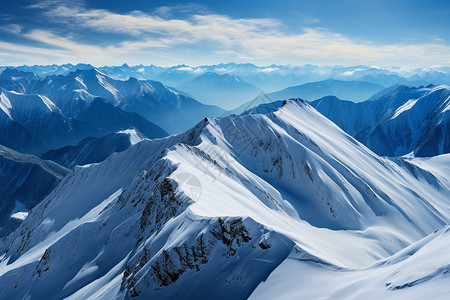 雪山之巅背景图片