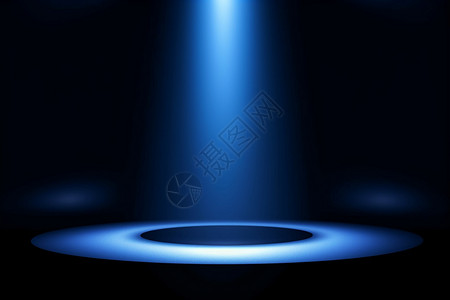 蓝紫光点一束光照射在圆形台面上设计图片