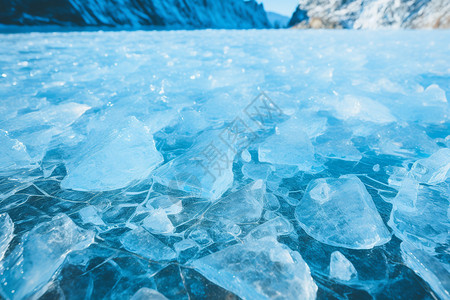 冰封湖泊图片