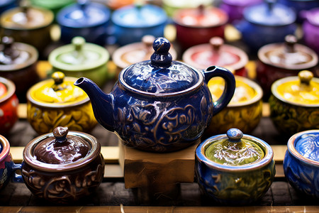 烧制陶器色彩斑斓的茶具背景