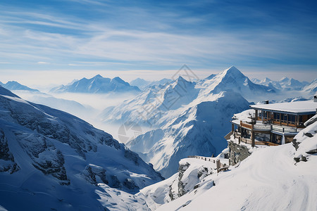 冬季山脉上的建筑图片