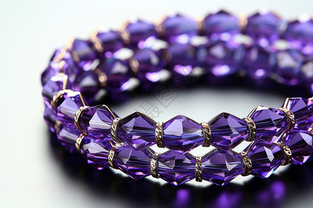 紫色珠宝手链高清图片