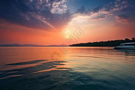 黄昏时的太湖风景图片