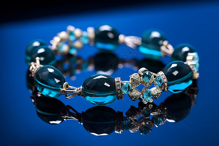 奢华的蓝水晶手链高清图片