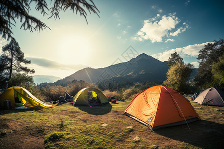 假期来了草地上搭起了一片帐篷背景