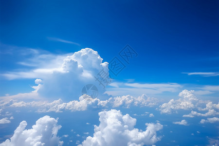 天空中的一朵松软的云朵高清图片