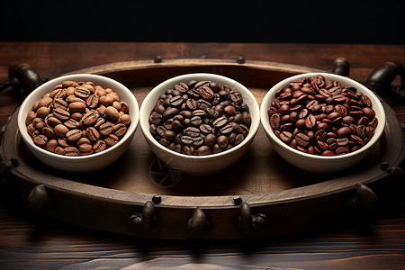 白瓷碗中的咖啡豆背景图片