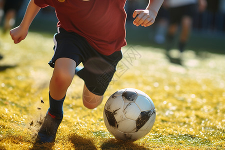 足球少年的奔跑高清图片