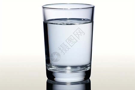 健康的冷水水玻璃杯子高清图片