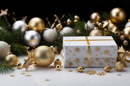 圣诞装饰下的白色礼盒高清图片