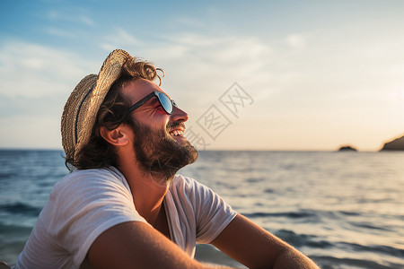 望海公府帆船上的男人望海微笑背景