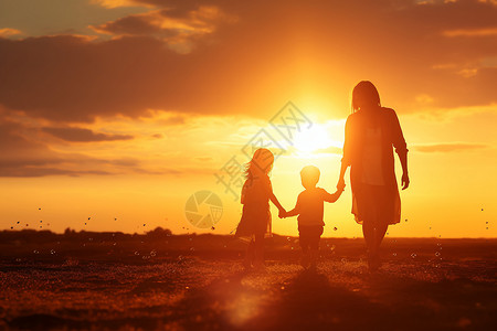 夕阳下的母亲和孩子背景图片