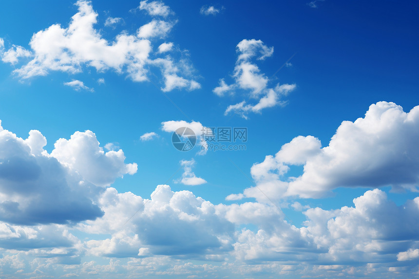 天空中的自然云朵图片