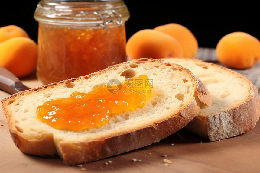 果酱面包和杏子图片