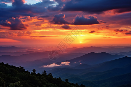 山顶夕阳背景图片