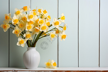 花瓶里的水仙花背景图片