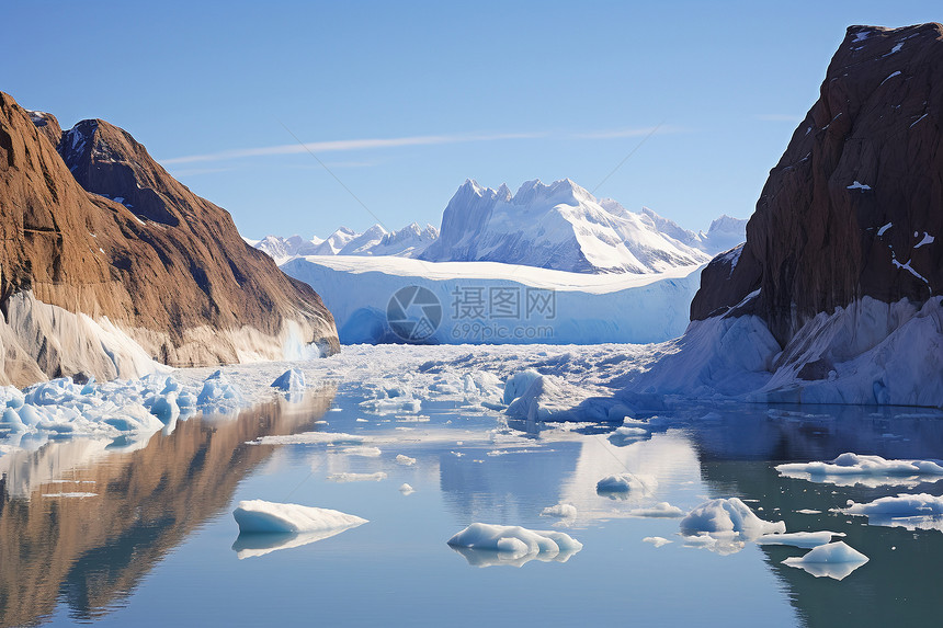 冰川与山峰图片