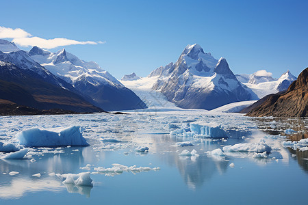 冰川与山峰相映背景图片