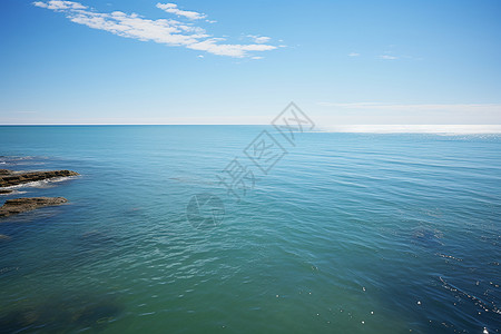 平静的海面背景图片