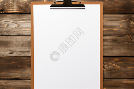 木板上的空白纸张背景背景图片