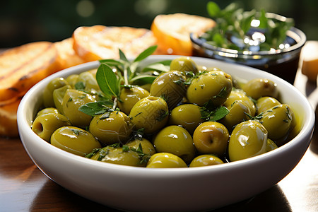 一碗绿色橄榄食物背景图片