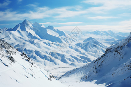 雪山皑皑冰雪皑皑的山脉背景