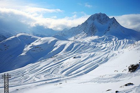 冬日雪山滑道背景图片