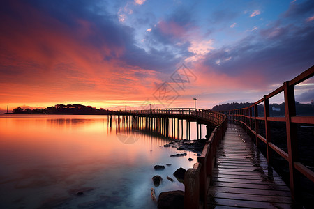 夕阳下的长桥背景图片