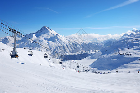 缆车素材雪山中的滑雪场背景